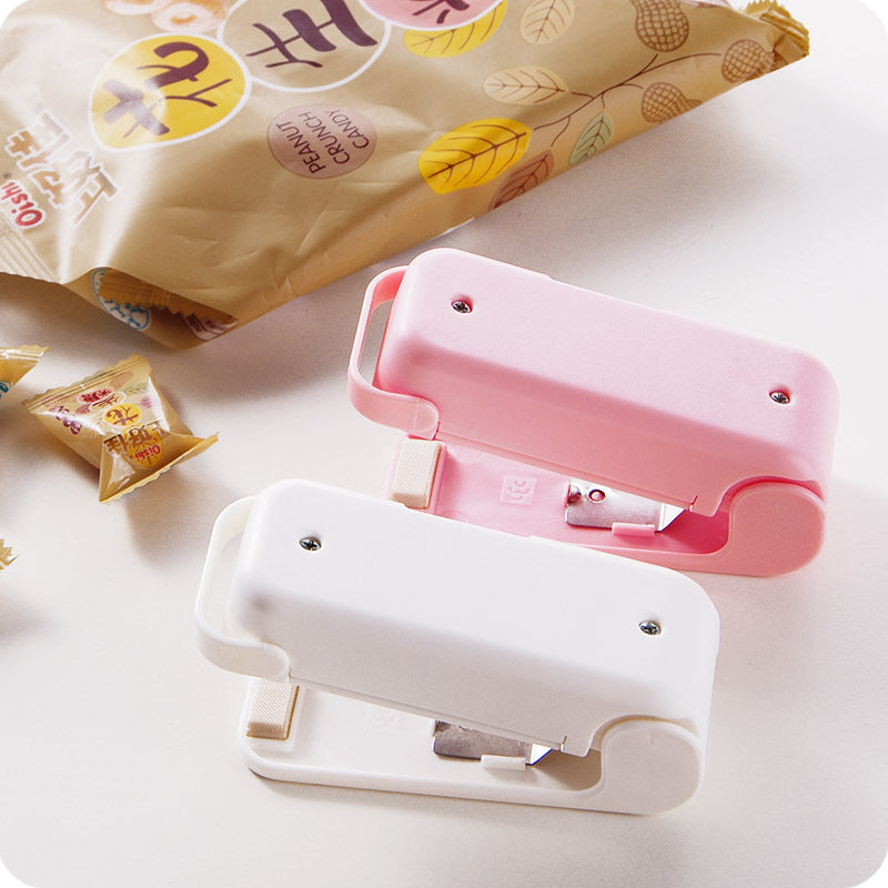 Portable Mini Heat Sealer – Food Bag Sealing Machine for Kitchen Storage